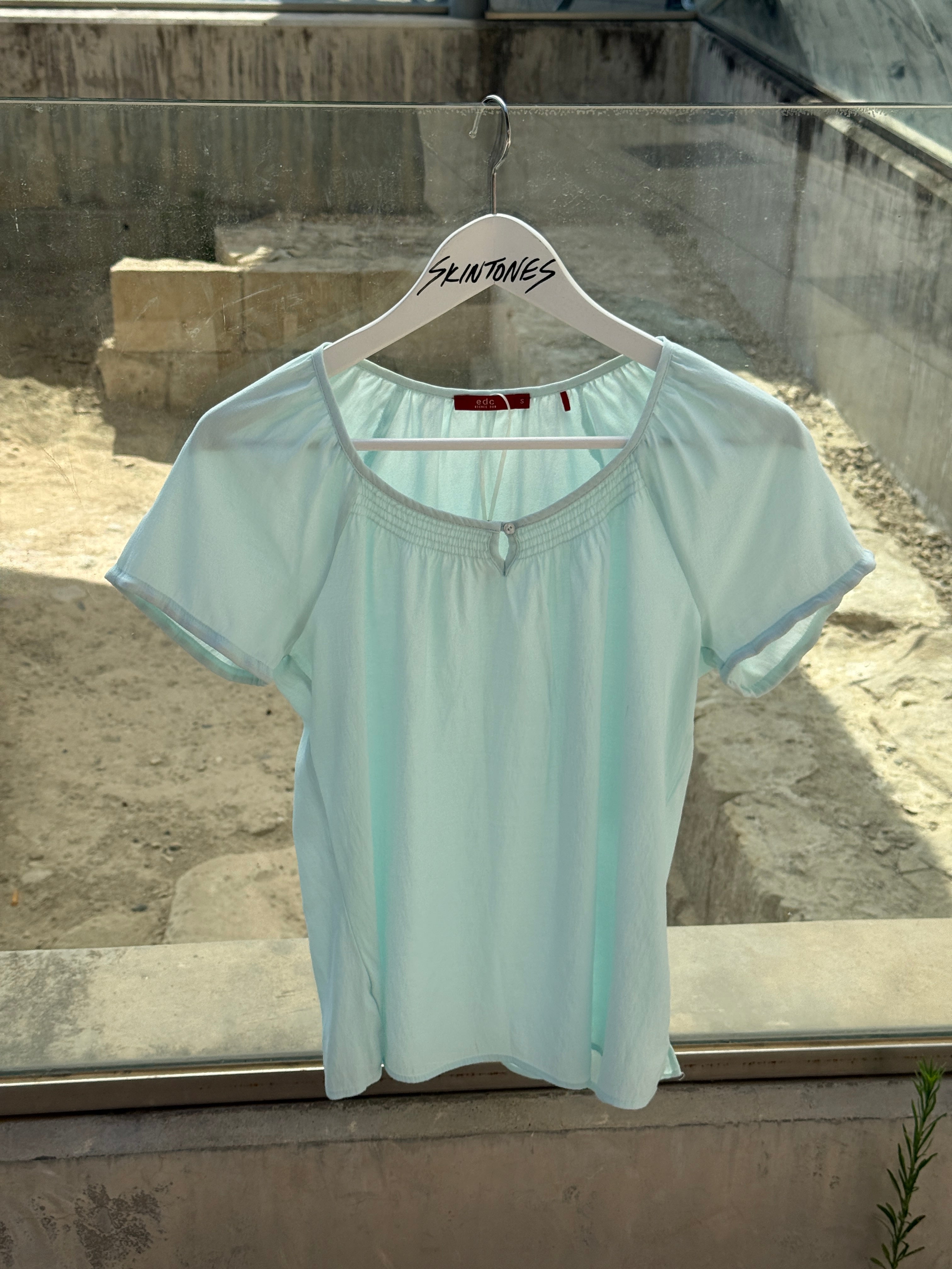 Aqua light summer top