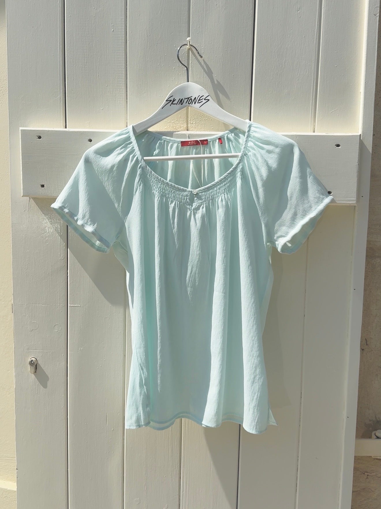 Aqua light summer top